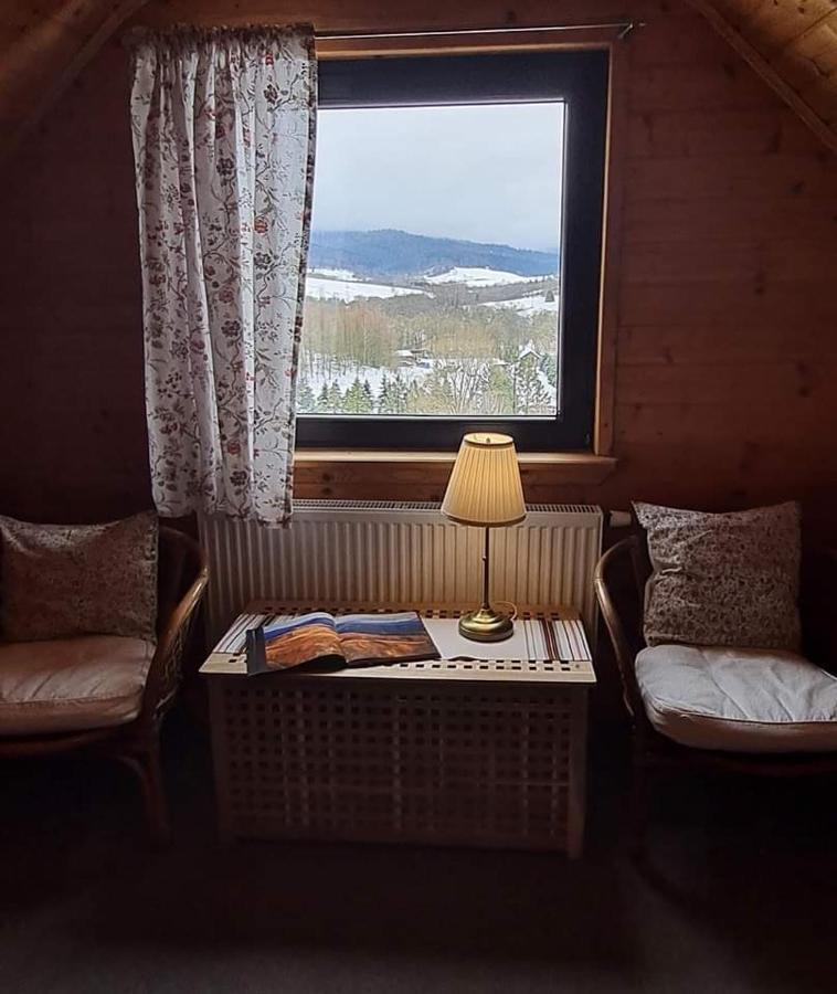 Wilcza Jama - Domki Z Bali Lutowiska Esterno foto