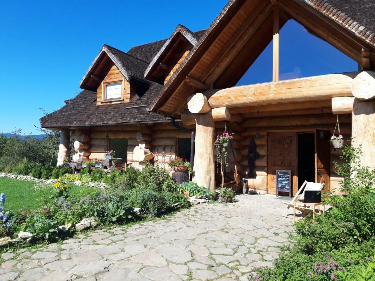 Wilcza Jama - Domki Z Bali Lutowiska Esterno foto